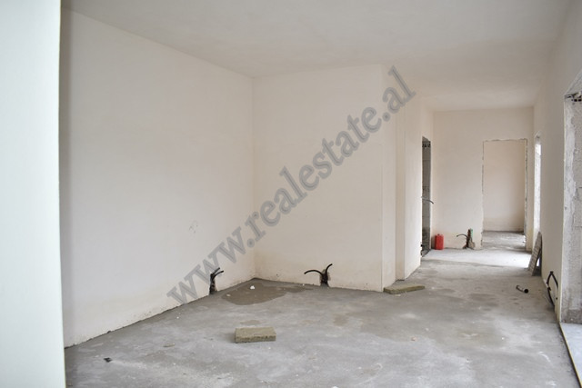 Studio apartment for sale on Qemal Stafa Street near Bardhyl Street in Tirana.

The apartment is l